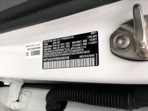 Used 2021 Porsche Cayenne AWD/4WD image 36