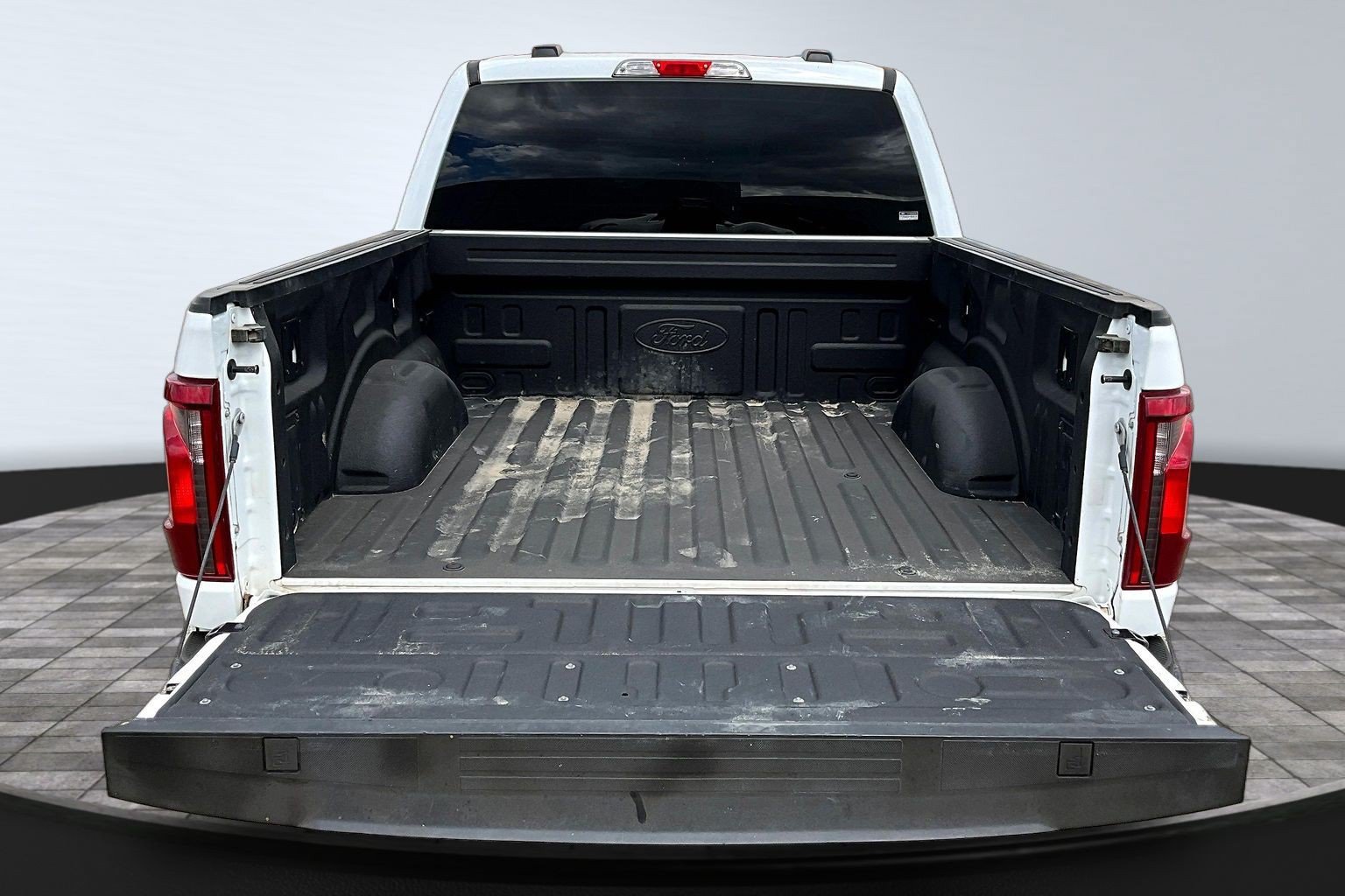 Used 2024 Ford F150 XLT w/ Tow/Haul Package AWD/4WD image 8