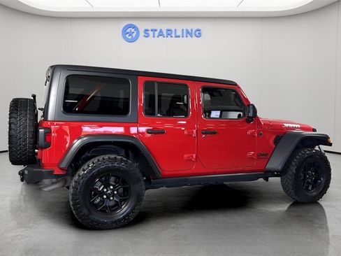 Used 2024 Jeep Wrangler Willys image 10
