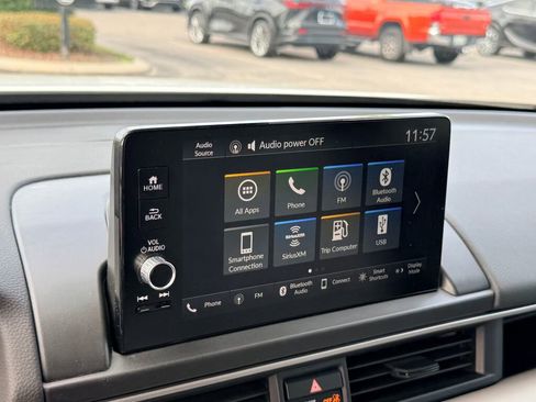 Used 2024 Honda Pilot EX-L image 6