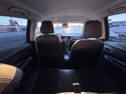 Used 2022 Buick Encore Preferred w/ Safety Package image 24