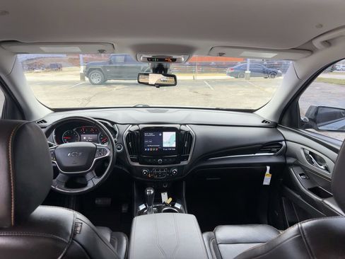 Used 2020 Chevrolet Traverse RS image 27