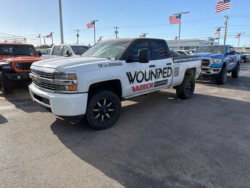 Used 2015 Chevrolet Silverado 2500 W/T w/ WT Convenience Package RWD image 2
