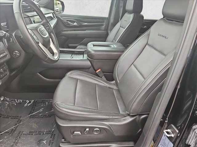 Used 2024 GMC Yukon Denali w/ Max Trailering Package AWD/4WD image 17