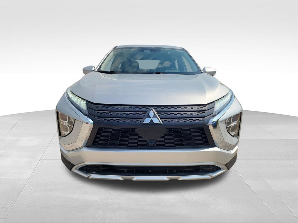 Used 2024 Mitsubishi Eclipse Cross SE AWD/4WD image 2