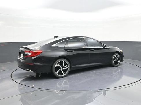 Used 2021 Honda Accord Sport image 15