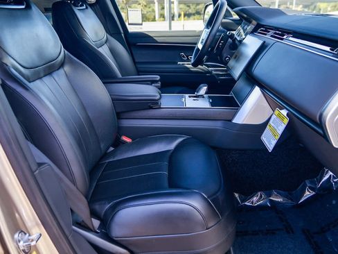 New 2026 Land Rover Range Rover Long Wheelbase SE image 17