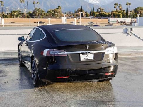 Used 2021 Tesla Model S Performance image 7