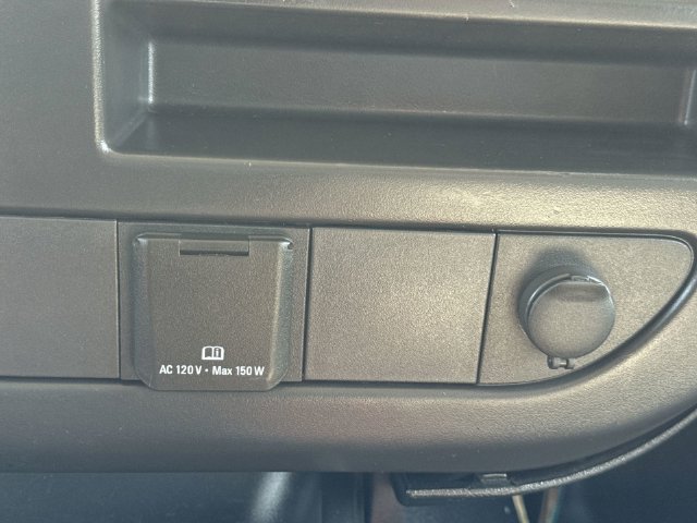 Used 2016 Chevrolet Express 2500 RWD image 31