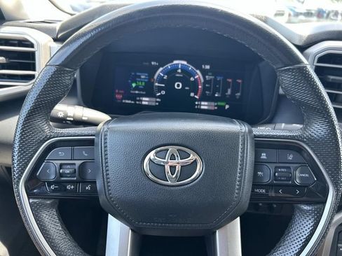 Used 2024 Toyota Tundra Limited AWD/4WD image 31