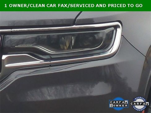 Used 2023 Jeep Wagoneer L Series II image 19