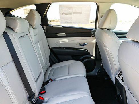 New 2026 Hyundai Tucson SEL FWD image 19