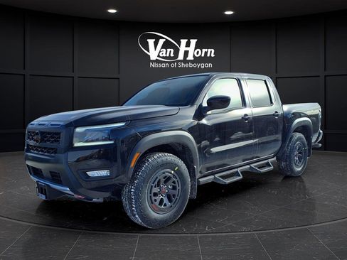 New 2026 Nissan Frontier PRO-4X w/ Tow Package image 3