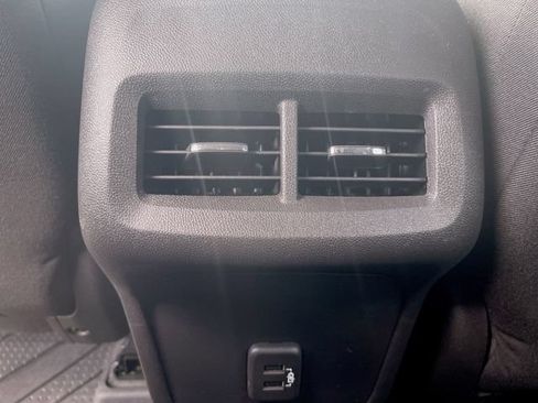 Used 2024 Chevrolet Equinox LT w/ LPO, Floor Liner Package FWD image 21