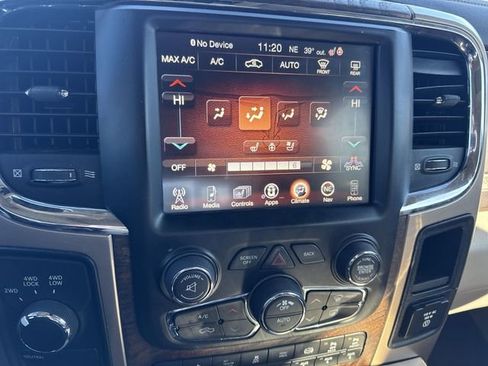 Used 2017 RAM 3500 Laramie Longhorn image 19