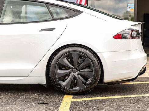 Used 2021 Tesla Model S Plaid AWD/4WD image 8