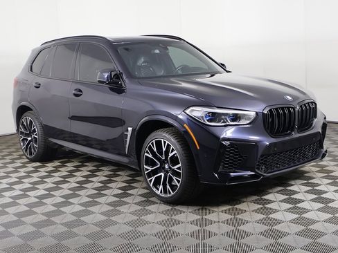 Used 2021 BMW X5 M w/ Executive Package image 2