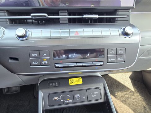 New 2026 Hyundai Kona SEL Premium image 19