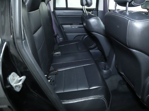 Used 2012 Jeep Compass Limited image 29