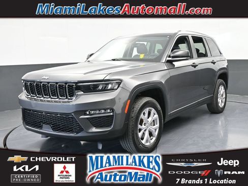 Used 2022 Jeep Grand Cherokee Limited image 1