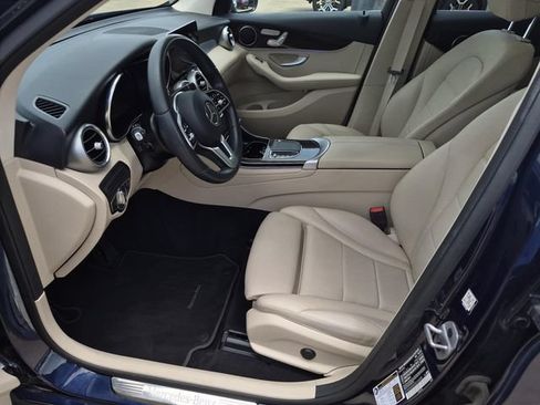 Used 2022 Mercedes-Benz GLC 300 image 17