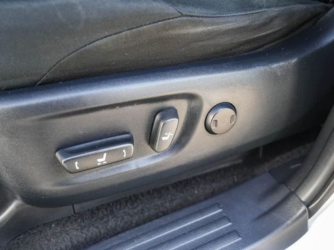 Used 2018 Toyota 4Runner SR5 RWD image 19