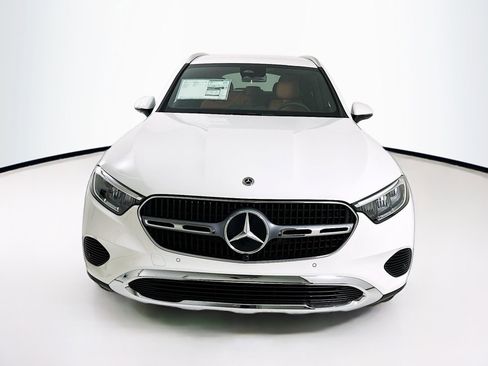 New 2026 Mercedes-Benz GLC 300 image 2