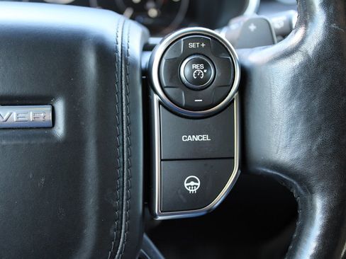 Used 2017 Land Rover Range Rover HSE image 35