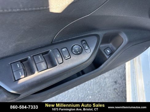 Used 2019 Honda Civic EX image 11