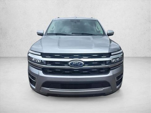 Used 2024 Ford Expedition Max Limited AWD/4WD image 2
