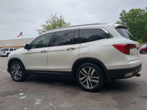 Used 2018 Honda Pilot Elite image 6
