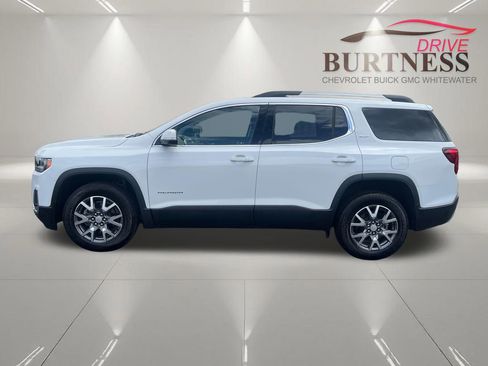 Certified 2023 GMC Acadia SLT w/ Technology Package AWD/4WD image 4