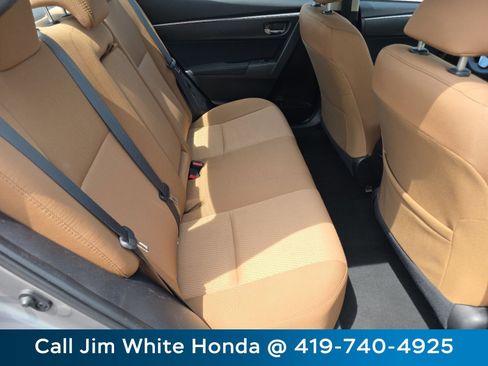 Used 2016 Toyota Corolla LE FWD image 18