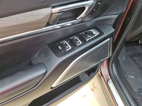 Used 2022 Kia Telluride SX image 16