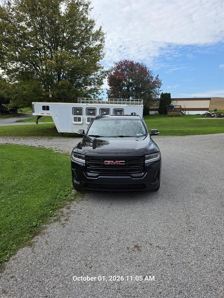Used 2021 GMC Acadia SLE w/ Elevation Edition AWD/4WD image 3