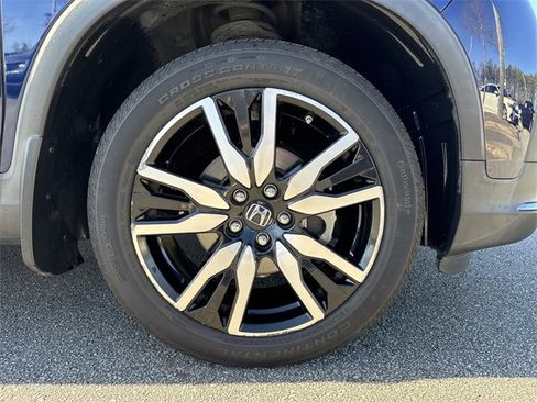 Used 2019 Honda Pilot Touring image 12