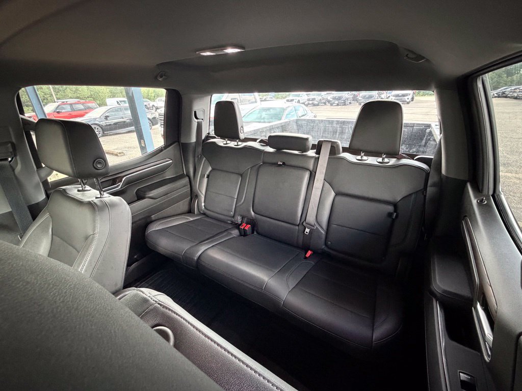 Used 2024 GMC Sierra 1500 SLT AWD/4WD image 36