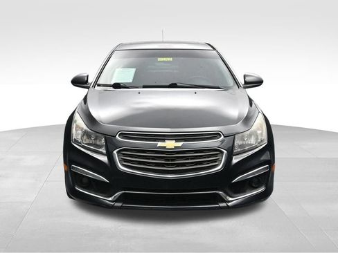 Used 2015 Chevrolet Cruze LTZ w/ Sun, Sound and Sport Package FWD image 8