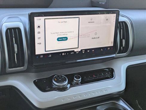 New 2026 Ford Expedition Active RWD image 12