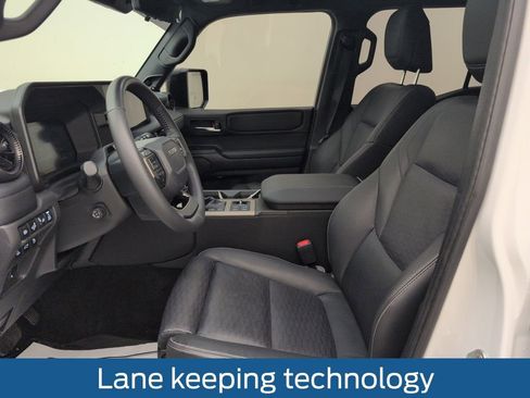 Used 2025 Toyota Land Cruiser w/ Premium Package image 4