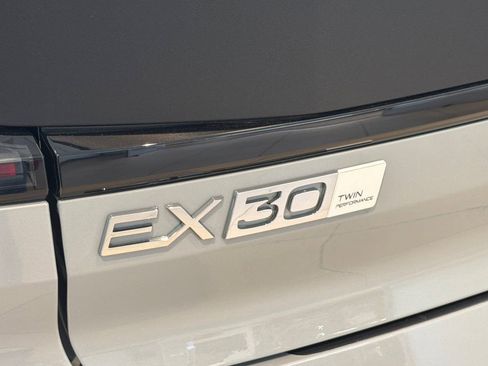 New 2026 Volvo EX30 Cross Country Ultra w/ Protection Package Premier AWD/4WD image 26