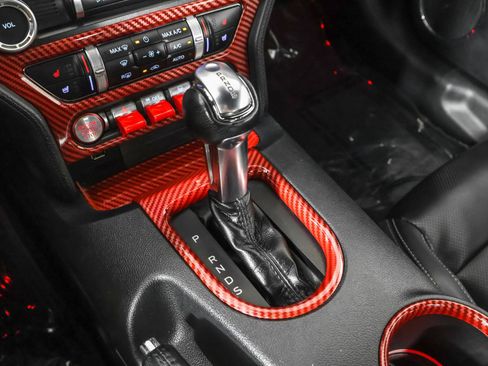 Used 2022 Ford Mustang Premium RWD image 33