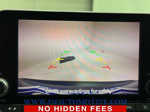 Used 2021 Nissan Rogue S image 30