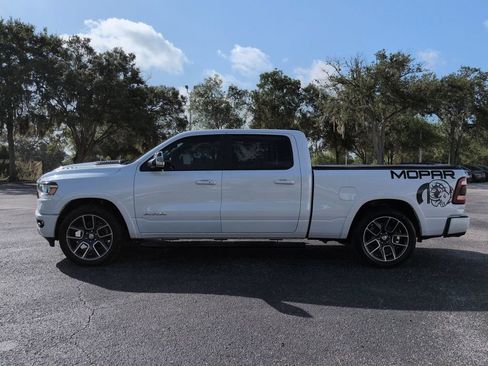 Used 2019 RAM 1500 Laramie AWD/4WD image 7