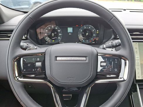 Certified 2026 Land Rover Range Rover Velar Dynamic SE image 20