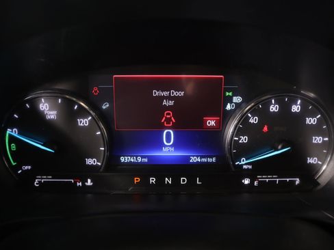 Used 2022 Ford Escape SE w/ SE Sport Appearance Package image 4