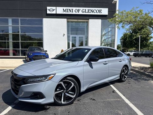Used 2022 Honda Accord Sport image 1