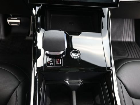 New 2026 Land Rover Range Rover Sport Dynamic SE AWD/4WD image 25