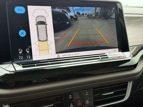 New 2026 Volkswagen Atlas SEL image 14