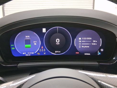 Certified 2025 Porsche Macan Turbo Electric AWD/4WD image 20